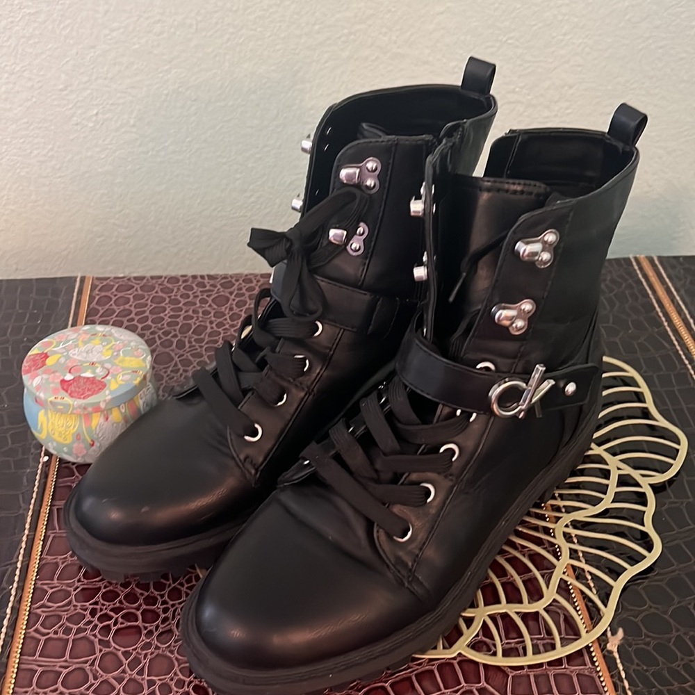 Women’s Black Calvin Klein boots 🖤🖤🖤